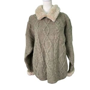 British Wool Naturally Chunky Cable Knit Sweater Faux Fur Collar & Cuff (Size M)